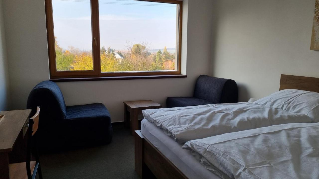 Pension Vinarstvi Klucov Esterno foto